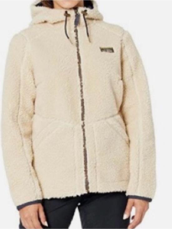 L.L. Bean Jackets & Blazers - L.L. Bean mountain pile Sherpa Zip Jacket size small